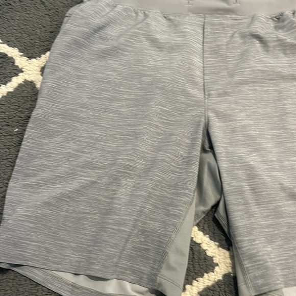 Men’s Lululemon Light Gray T.H.E Shorts - Picture 3 of 9